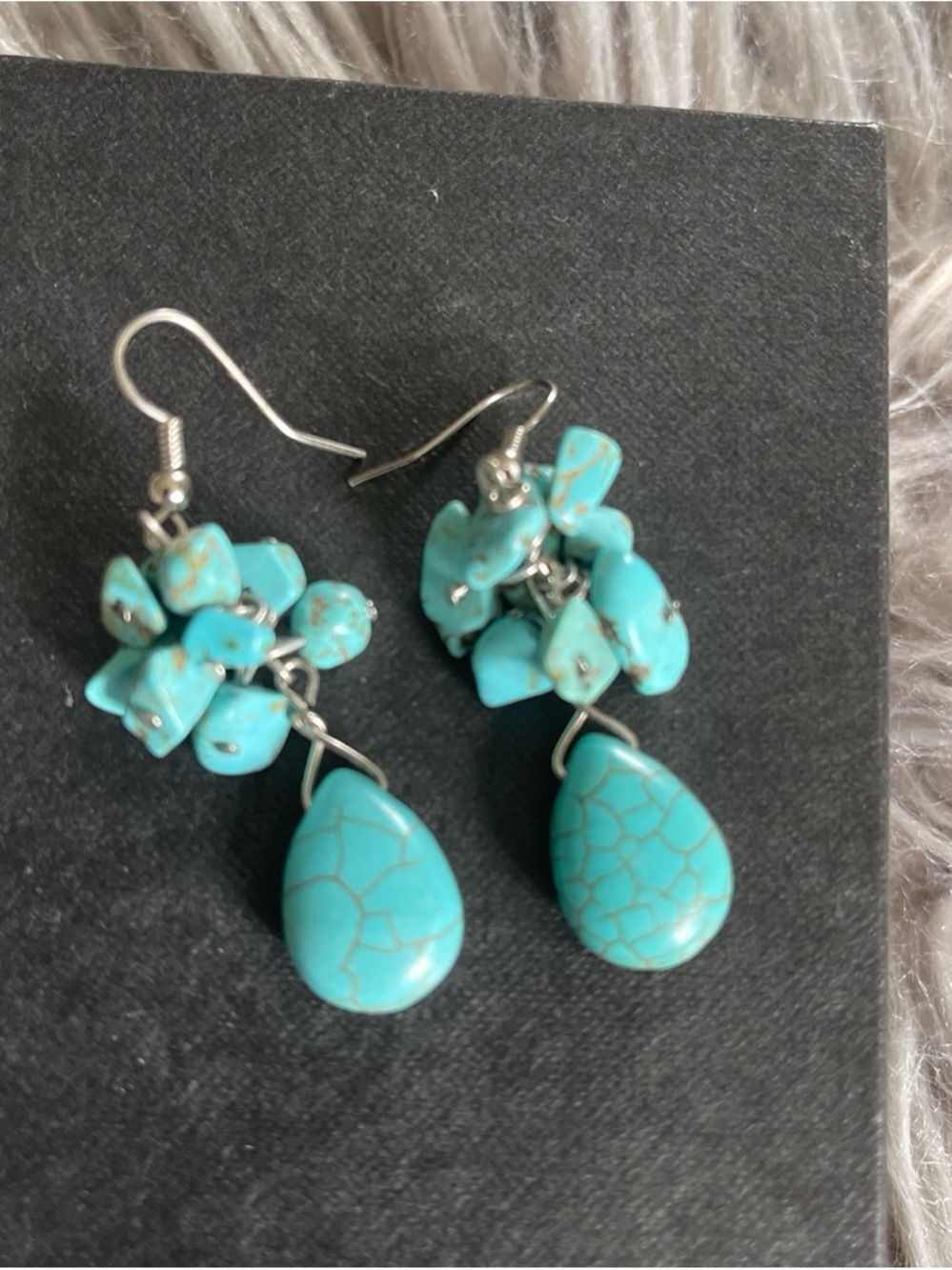 Turquoise Teardrop Cluster Dangle Earrings - Unbranded